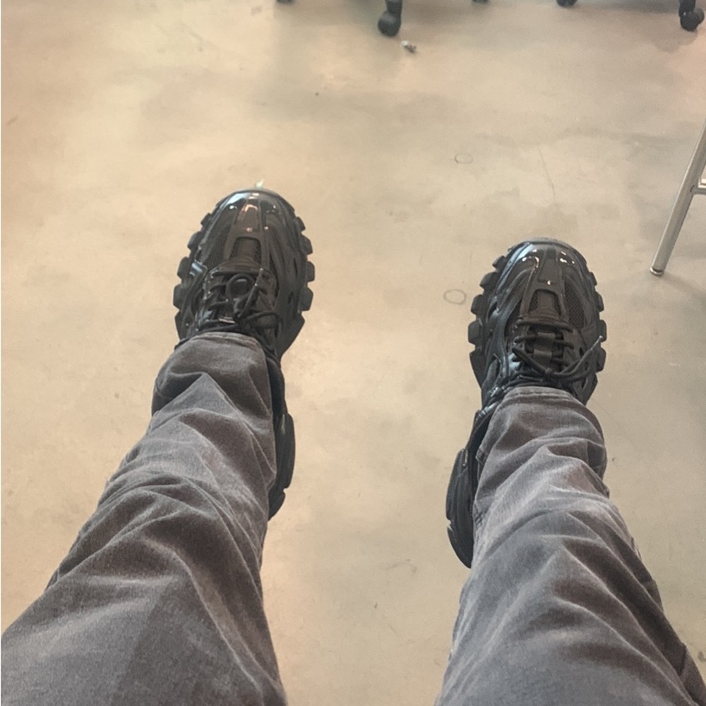 Balenciaga track 2